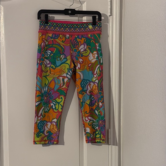 Trina Turk Orange and Green Capri Leggings Vibrant Athletic Wear - Picture 1 of 5